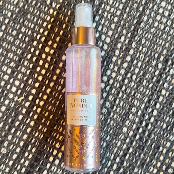 Bath & Body Works PURE WONDER 5pc gift set - Picture 8 of 10